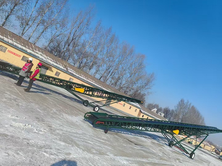 大型輸送機(jī)