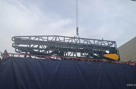 移動(dòng)式輸送機(jī)